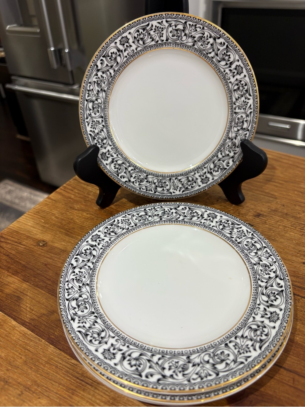 Spanish Lace by Sango Elegant Black & Gold Floral Bread/Butter Plates